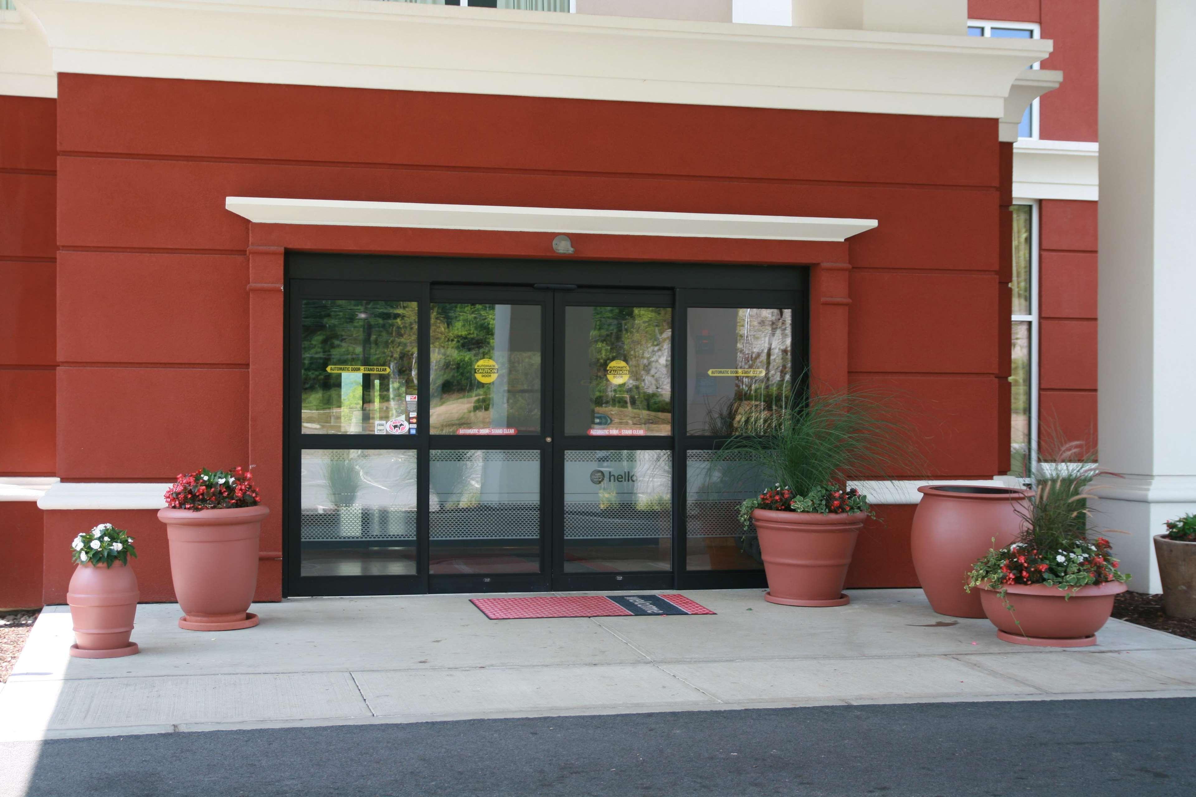 Hampton Inn & Suites Poughkeepsie Spackenkill Eksteriør bilde