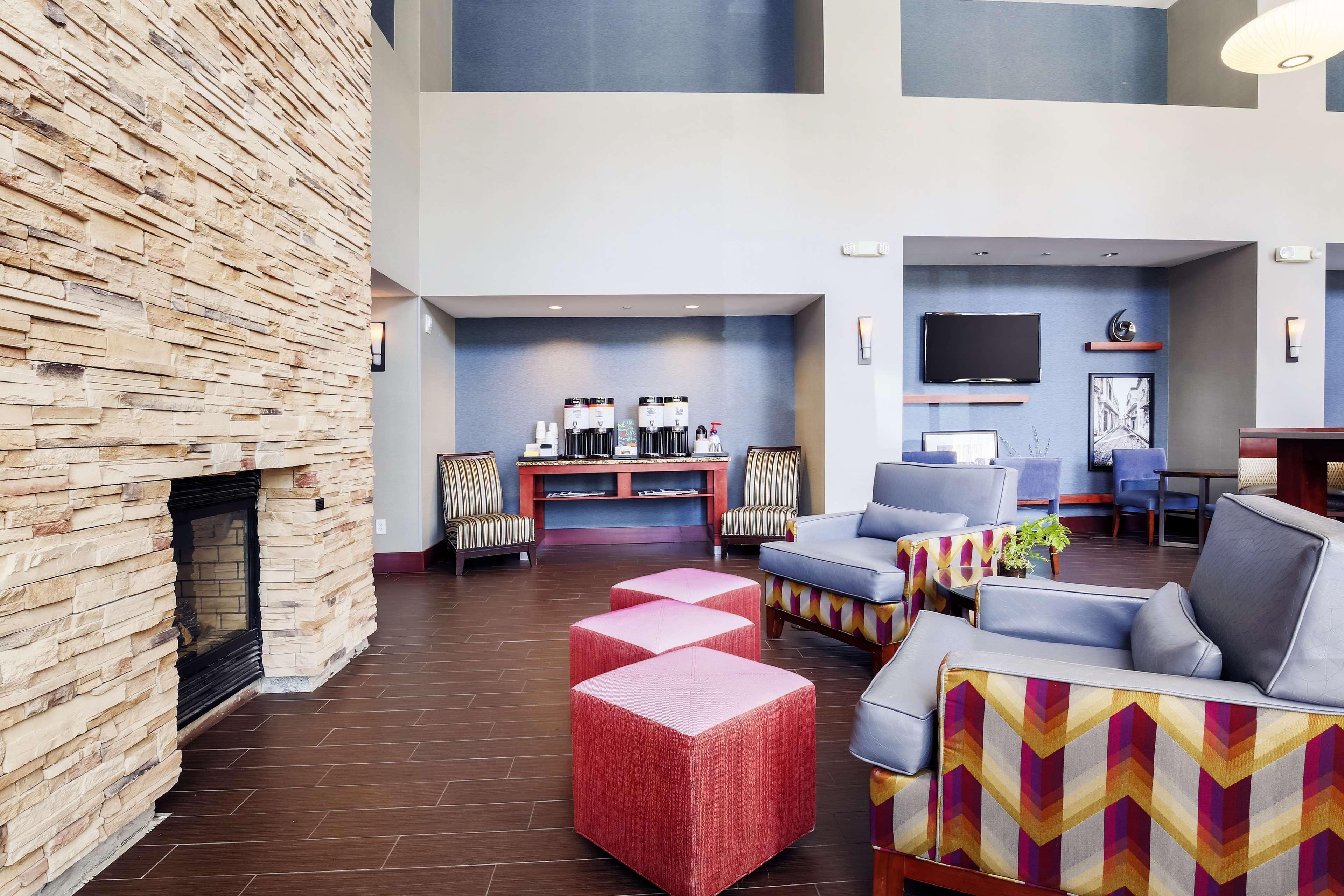 Hampton Inn & Suites Poughkeepsie Spackenkill Eksteriør bilde