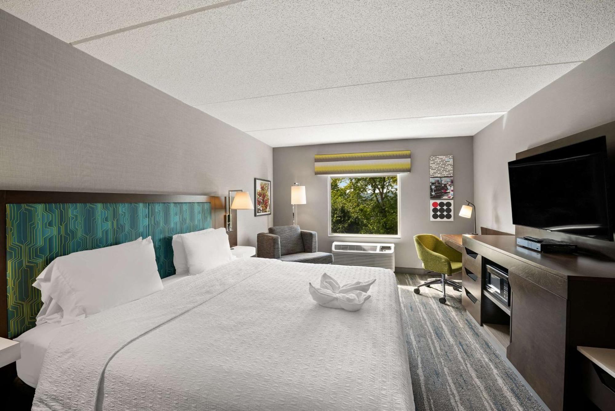 Hampton Inn & Suites Poughkeepsie Spackenkill Eksteriør bilde