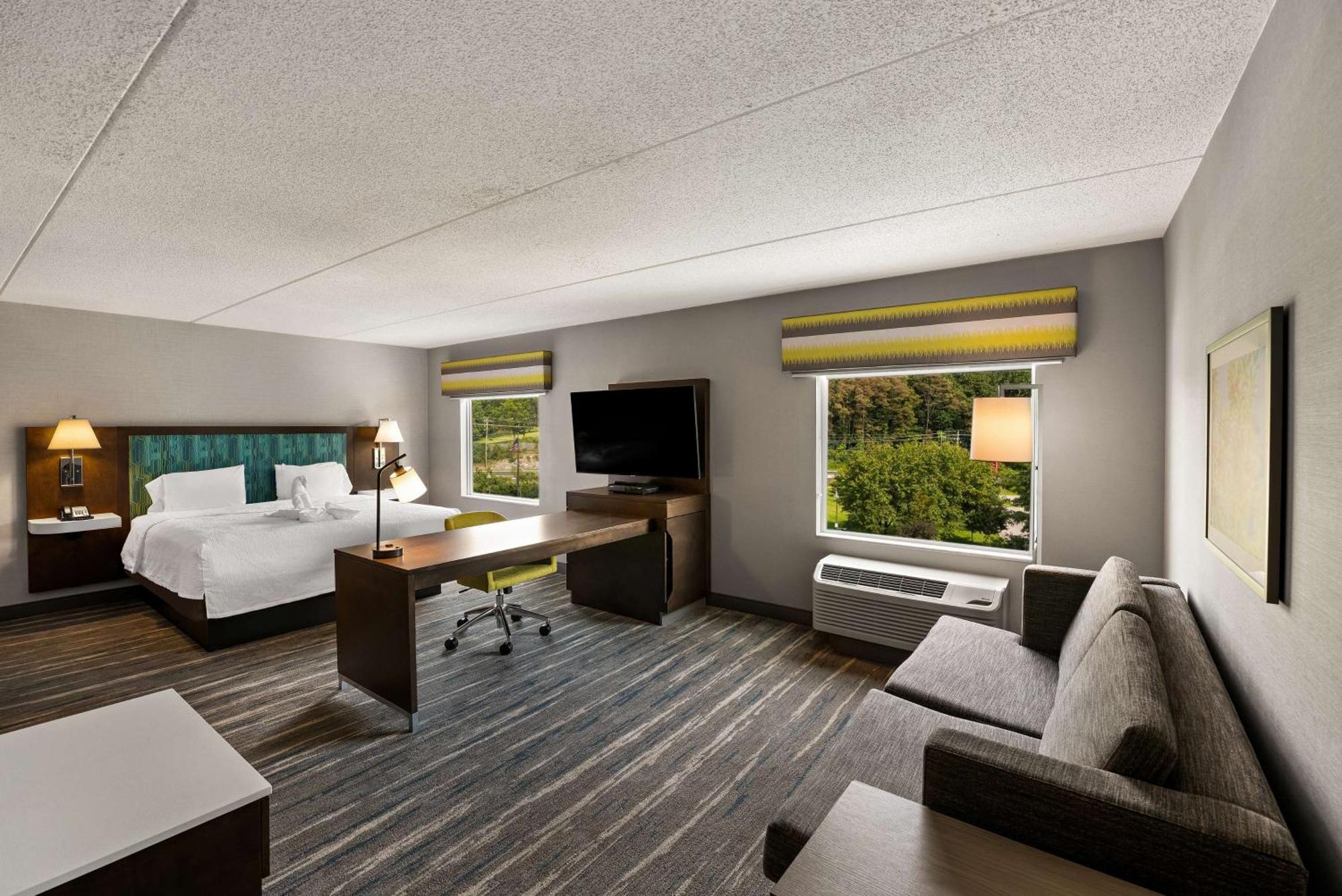 Hampton Inn & Suites Poughkeepsie Spackenkill Eksteriør bilde