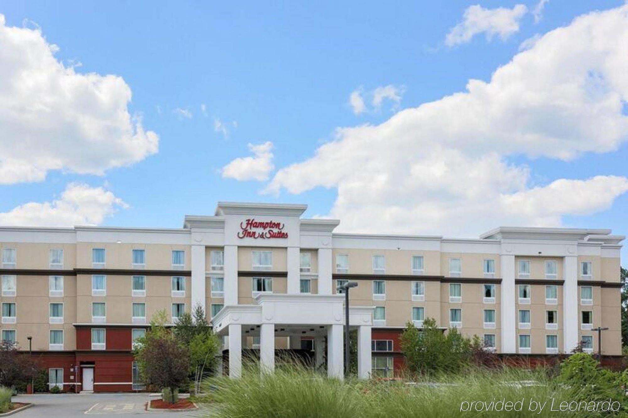 Hampton Inn & Suites Poughkeepsie Spackenkill Eksteriør bilde